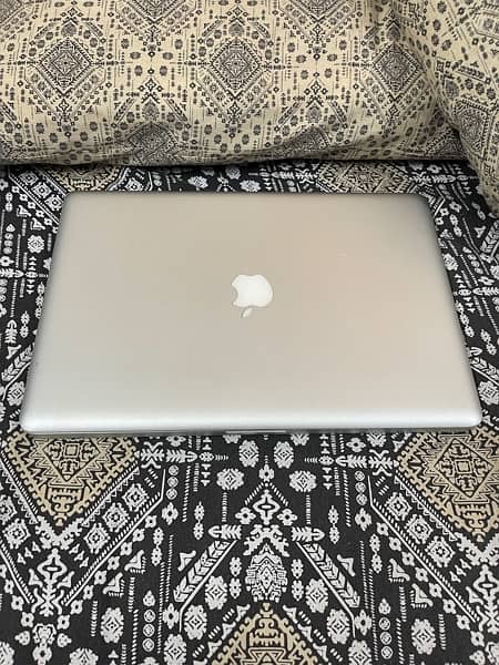 Macbook Pro 15 inch late 2011 Core i7 0