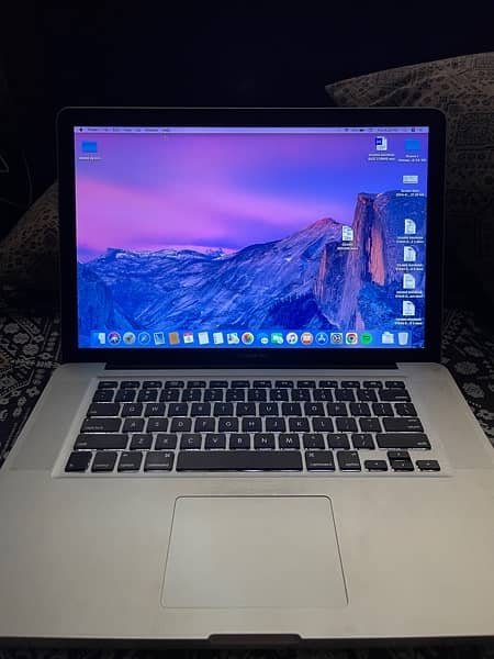 Macbook Pro 15 inch late 2011 Core i7 6