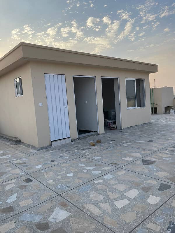 10 Marla D ESIGN E AR H OUSE For Sale in Bahria town phase 8 E Block 13