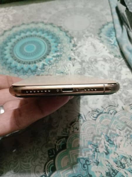 iphone 11 pro max Pta Approved 7