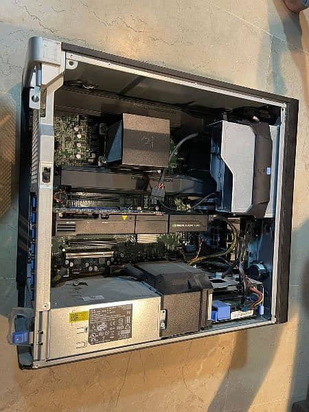 High-performance Intel Xeon PC with 1TB HDD & 256GB SSD 0