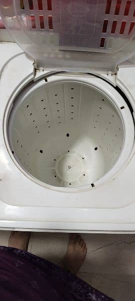 electro washing machine with dryer new condition all ok 7