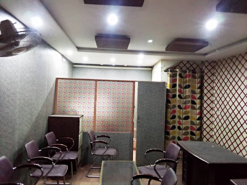 fully Furnished Area 550 Sq Ft Cooperate Office For Rent Gulberg 3 Lahore Original Pictures 1