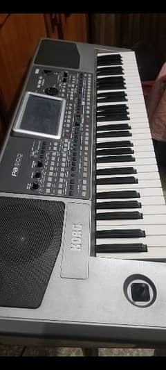Korg PA-900 (professional keyboard)
