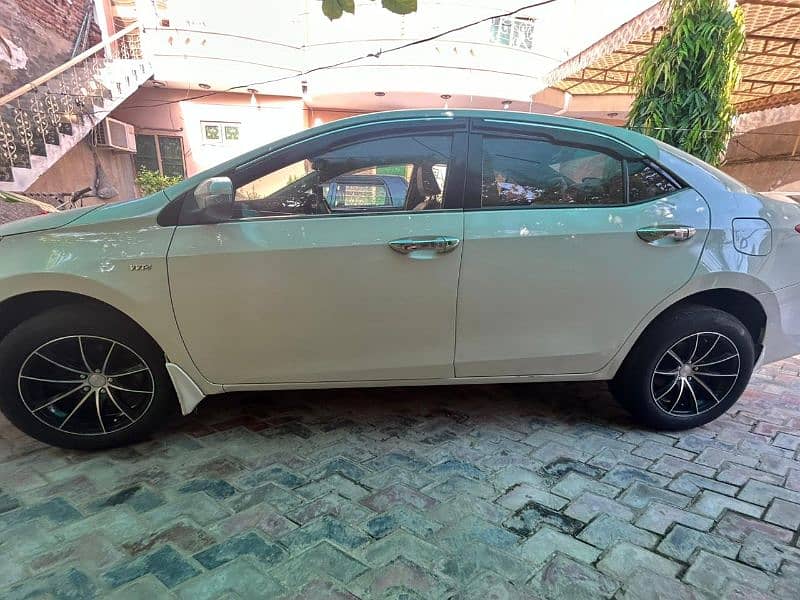 Toyota Corolla GLI 2015 13