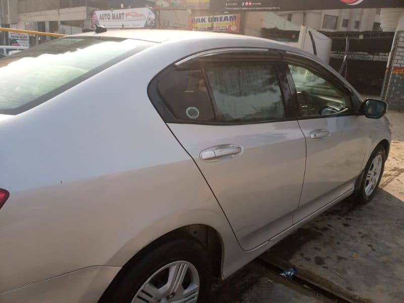 Honda City IVTEC 2010 3