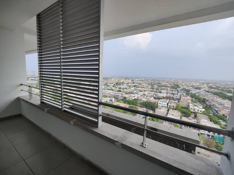 Non Furnished | Double Balcony Park View | Spacious Unit 7