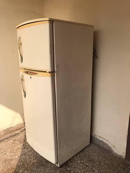 Refrigerator/ Fridge for Sale 3