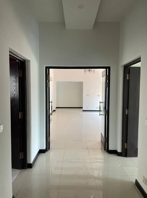 1 Kanal Brand New Model Upper Portion Available For rent in DHA Phase 4 Block EE 0