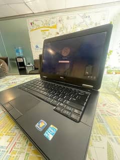 laptop for sale 4 generation core i5 8gb ram SSD 250