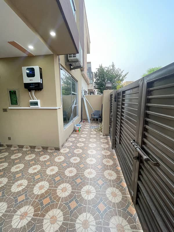 5 Marla Fully Furnished House Including 8 KV Solar System Installed 3 Bedrooms with Attached Bath at a very prime location of CC Block Bahria Town Lahore 8