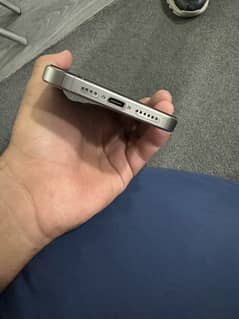 iPhone 15 pro max natural titanium 256gb