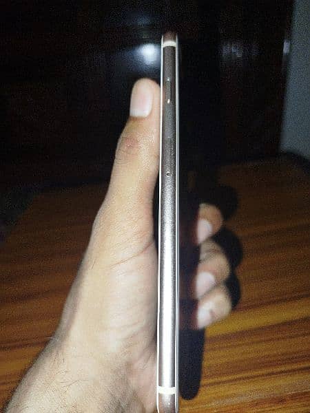 iPhone 8 plus (64GB) (non PTA SIM lock) 2