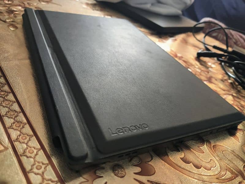 Lenovo Core i5 8th gen (20M3) 1