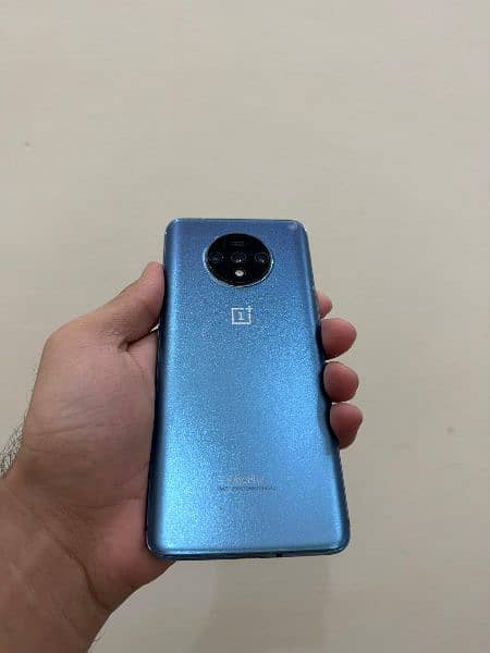 OnePlus 7T 8GB/128GB with 5GB expandable 1