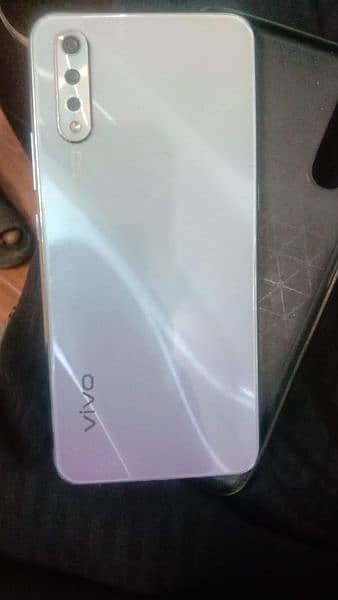 vivo  s1 1