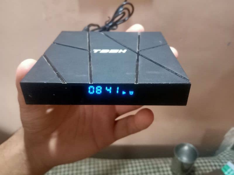 T95H android box. 2 month used. 3