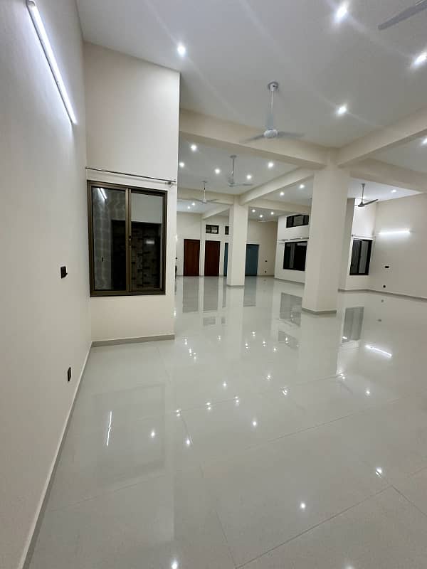 Prime 3000 Sqft Commercial Hall / Office Space in Ghauri Town Phase-3 8
