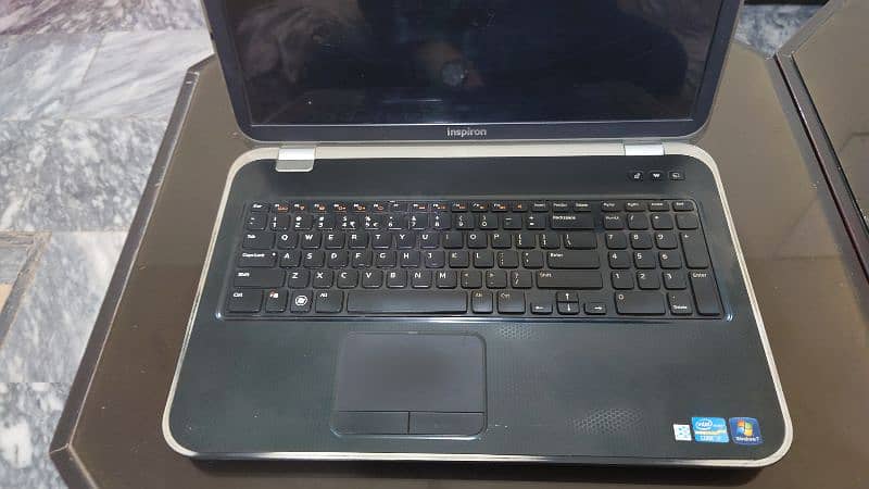 Dell Inspiron 17r 7720 Workstation 1