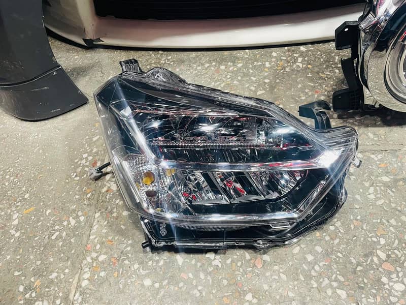 All Models HEADLIGHTS BACK LIGHTS Front Back Bumper 11