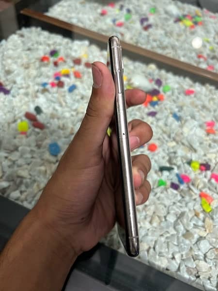 IPHONE XS MAX 64Gb water pack phone 10/10 5