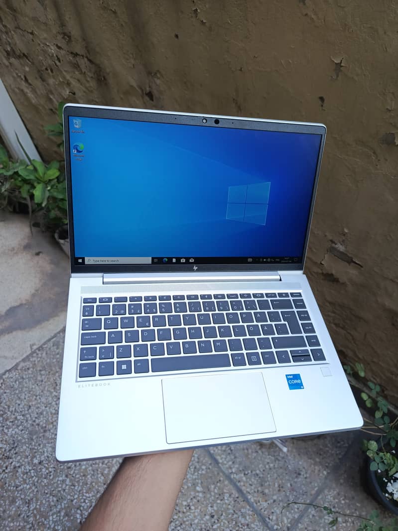 HP EliteBook 640 G10 Notebook PC 3