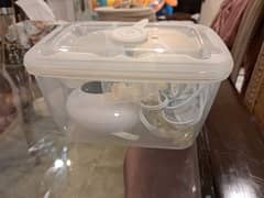 Tommee tippee fully electric breastpump (All accessories included)