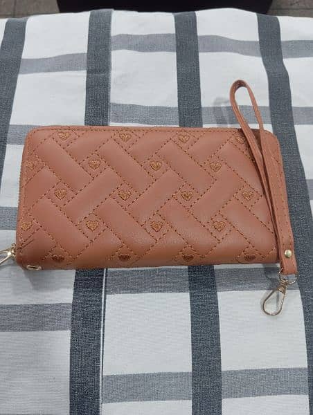 Brown Clutch bag for women in best quality and leather made 1