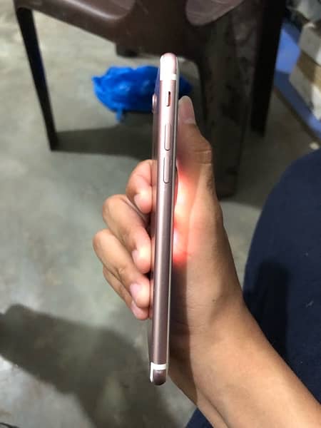 iPhone 7 bypss 32 gb bettery service 7