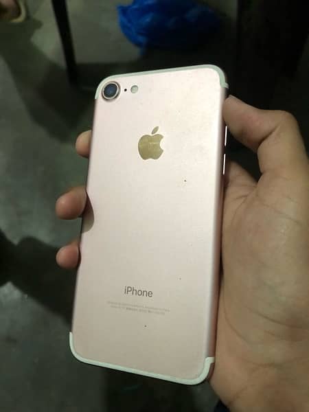 iPhone 7 bypss 32 gb bettery service 8
