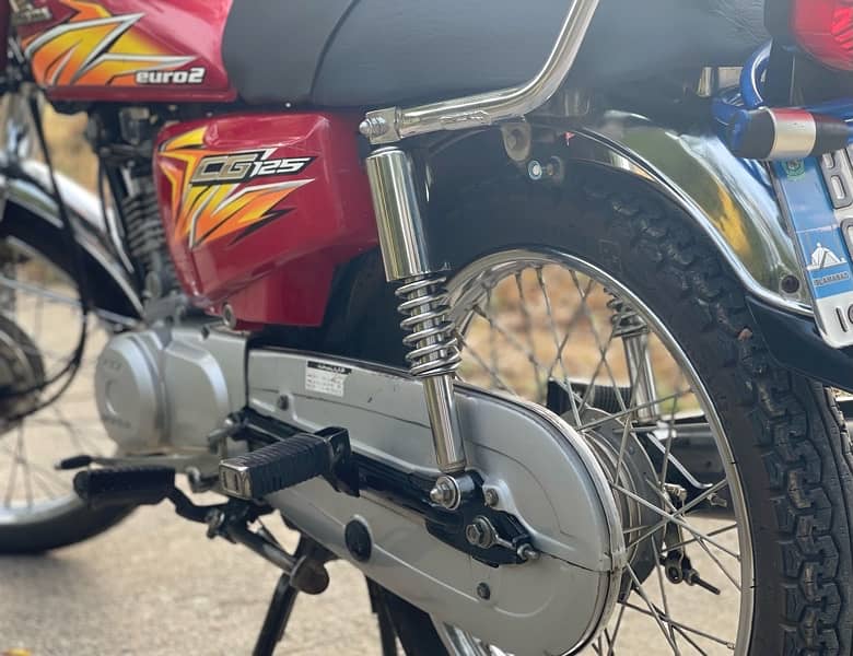 Honda 125 bike Excellent condition 3