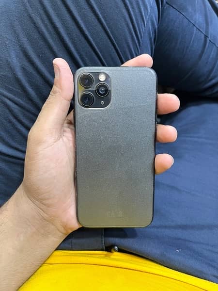 Iphone 11 Pro NON PTA 64GB 1