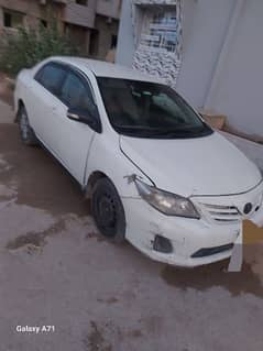 corolla xli 2012 model hai urgent sale karni hai