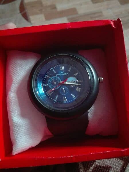 new additional watch . Ok condition please buy it 0