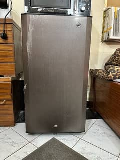 Pel refrigerator 110 Ltr