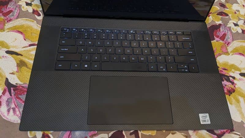 DELL XPS 17 9700 2