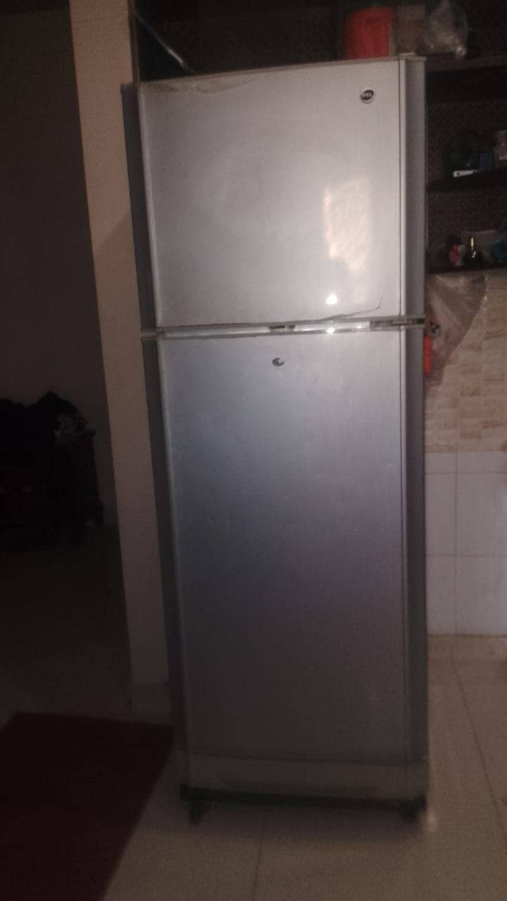 PEL HOME USED FRIDGE 8