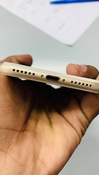 iPhone 7 With Box PTA Aproved 128Gb 2