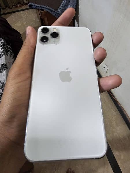 Iphone 11 pro max 256 gb non PTA Factory unlock with Box 2