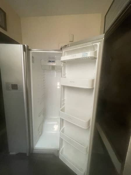 Lg double door fridge 3