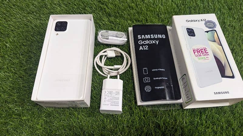 Samsung Galaxy A12    128GB  03101873383 3