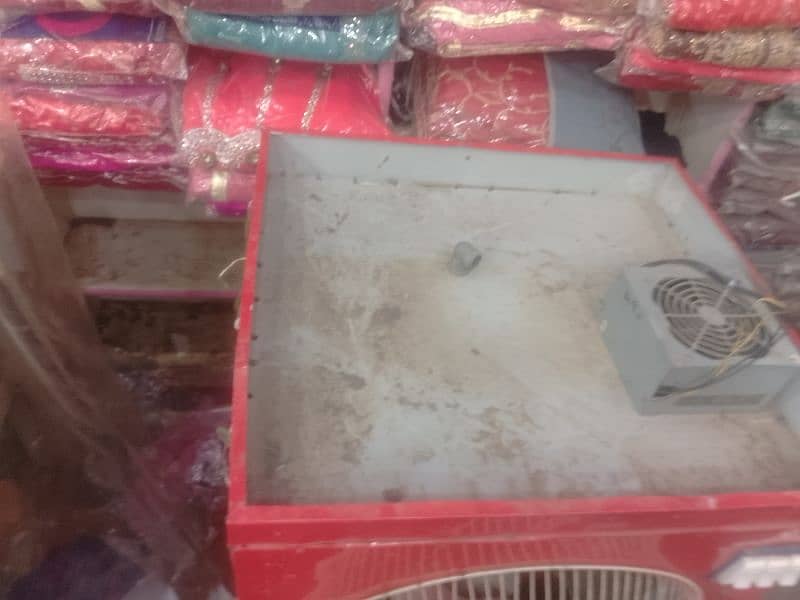 12volt cooler bilkul new 6