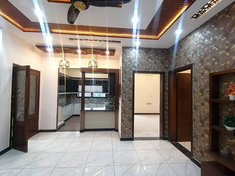 Stunning 10 Marla House For Rent In EE on 60ft road In Citi Housing Gujranwala 5