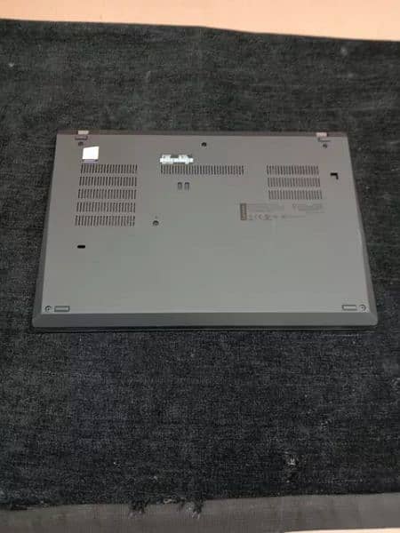 →MODEL: Lenovo ThinkPad T490 / 8th gen Quadcore Processor 1