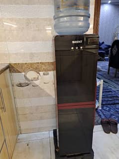 Orient water dispenser