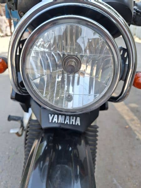 ybr 125G all ok lush condition ist onwer complete docouments 2