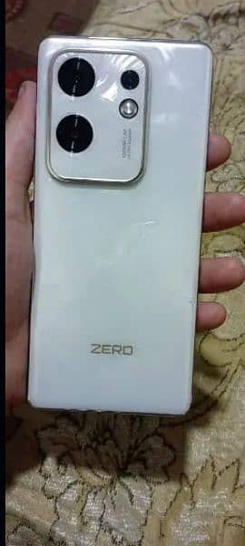 infinix zero 30 8/8 256gb 0