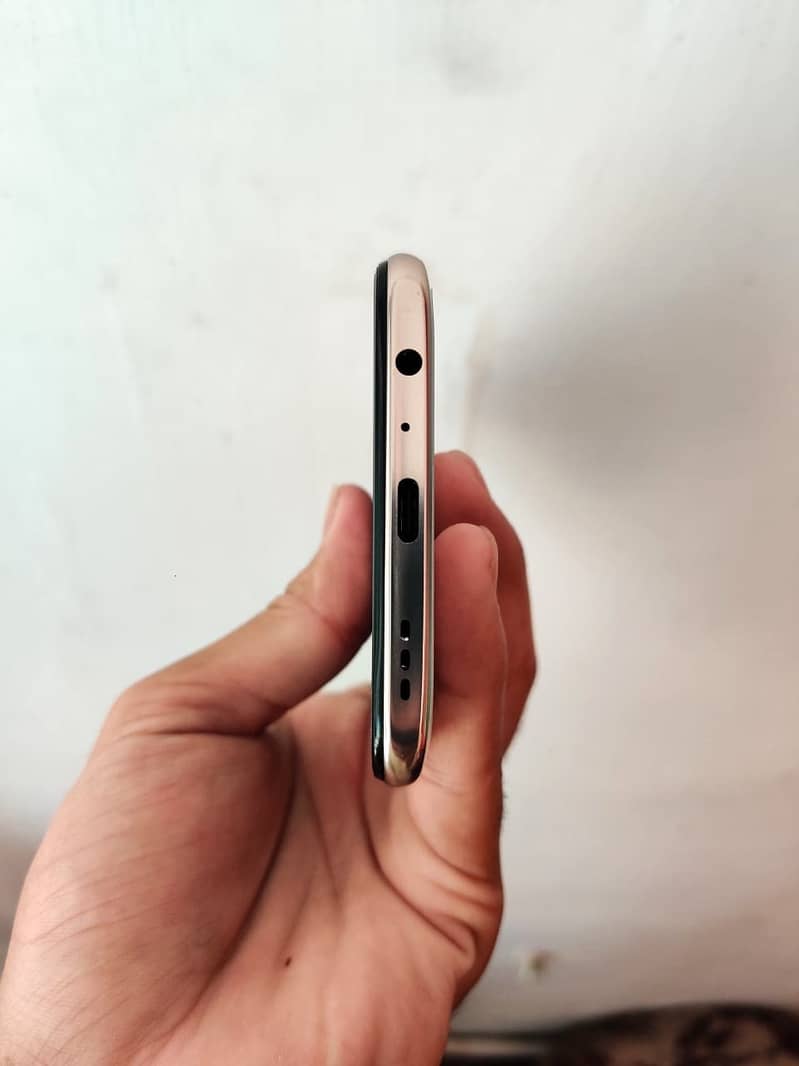 OPPO Reno Z PTA 4