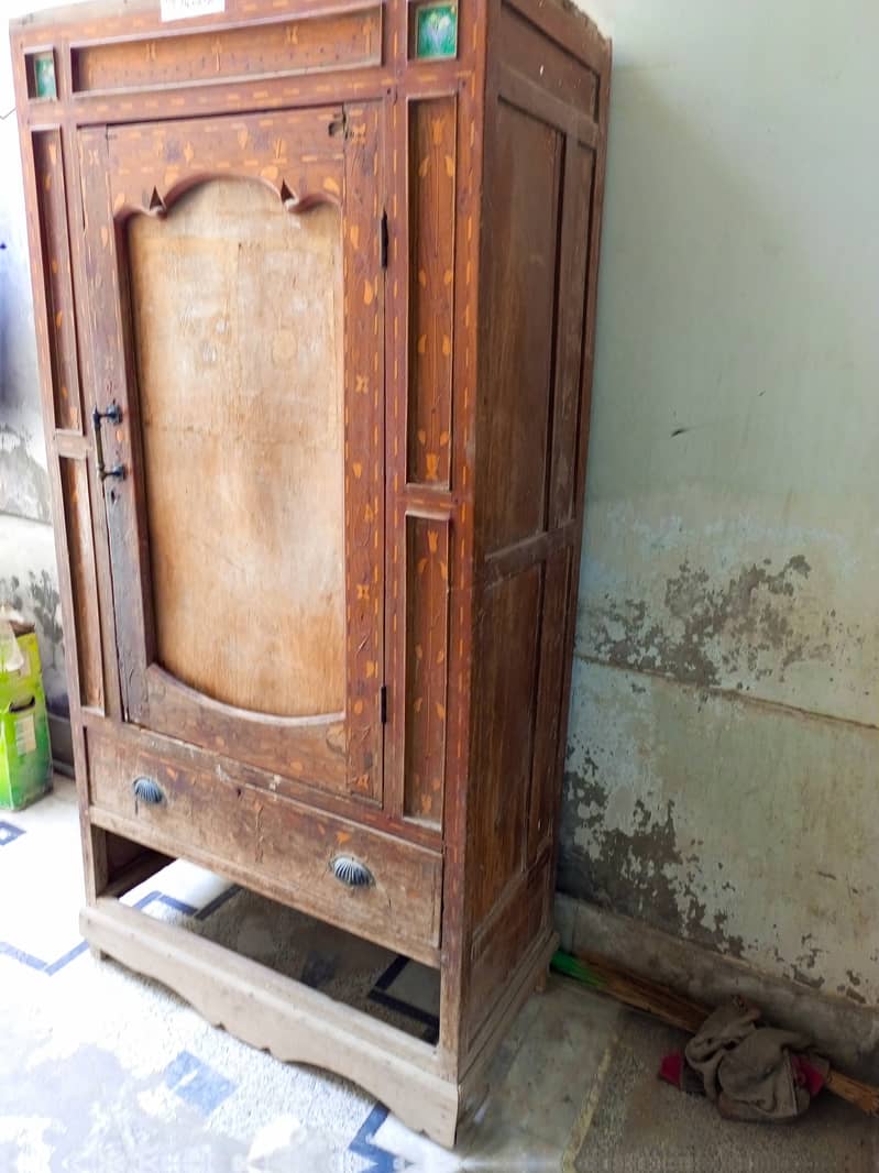 Antique Cupboard 0