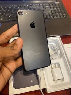 iPhone 7 128gb pta approved 10/10